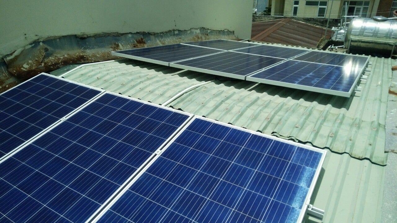 thi cong he thong dien mat troi nha anh Phuc Điện mặt trời hòa lưới 3 kWp