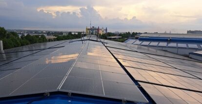 Việt Nam đặt mục tiêu năng lượng tái tạo chiếm 47% tổng lượng điện được tạo ra vào năm 2030 13 Việt Nam đặt mục tiêu năng lượng tái tạo chiếm 47% tổng lượng điện được tạo ra vào năm 2030