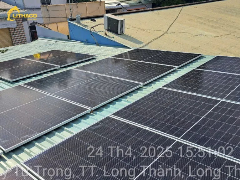 Lắp đặt hoàn thiện hệ thống điện mặt trời có lưu trữ 10.44kWp/10kWh Anh Tước tại Long Thành, Đồng Nai 3 Lắp đặt hoàn thiện hệ thống điện mặt trời có lưu trữ 10.44kWp/10kWh Anh Tước tại Long Thành, Đồng Nai