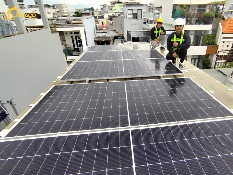 Lắp đặt hoàn thiện hệ thống điện mặt trời có lưu trữ 3,5kWp/14,34kWh Anh Tuấn Anh tại Quận 10- HCM