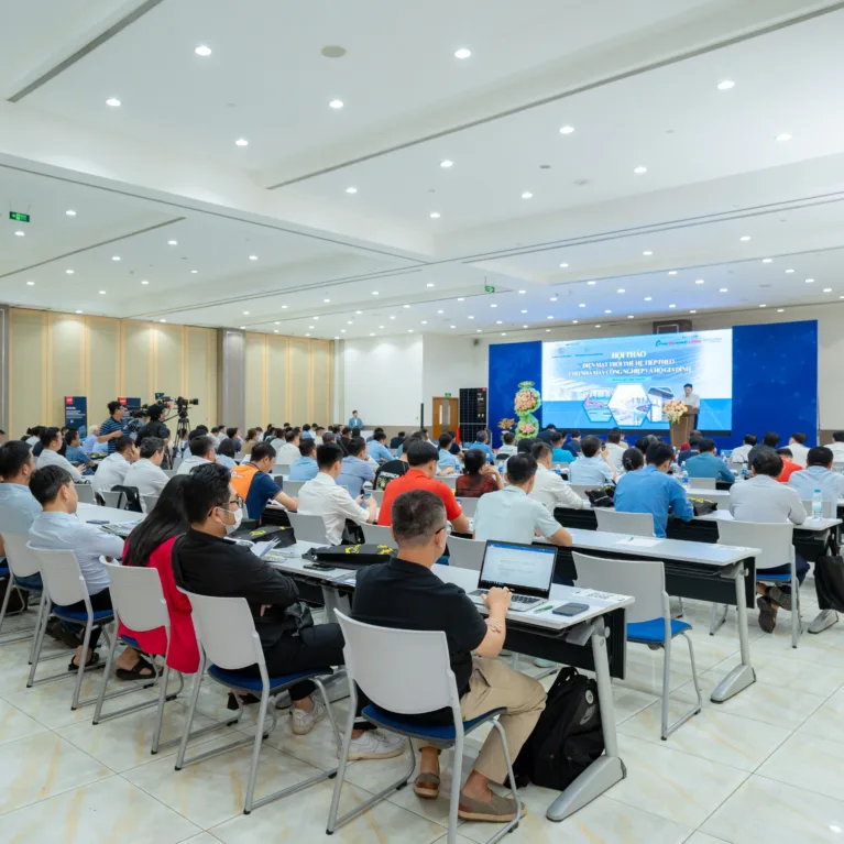 Hội thảo "Điện mặt trời thế hệ tiếp theo” – Nơi hội tụ giải pháp và cơ hội phát triển bền vững 3 Hội thảo