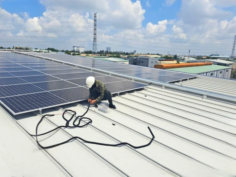 Dự án điện mặt trời mái nhà 100kWp tại Công ty TNHH Behn Meyer Việt Nam 2 Dự án điện mặt trời mái nhà 100kWp tại Công ty TNHH Behn Meyer Việt Nam