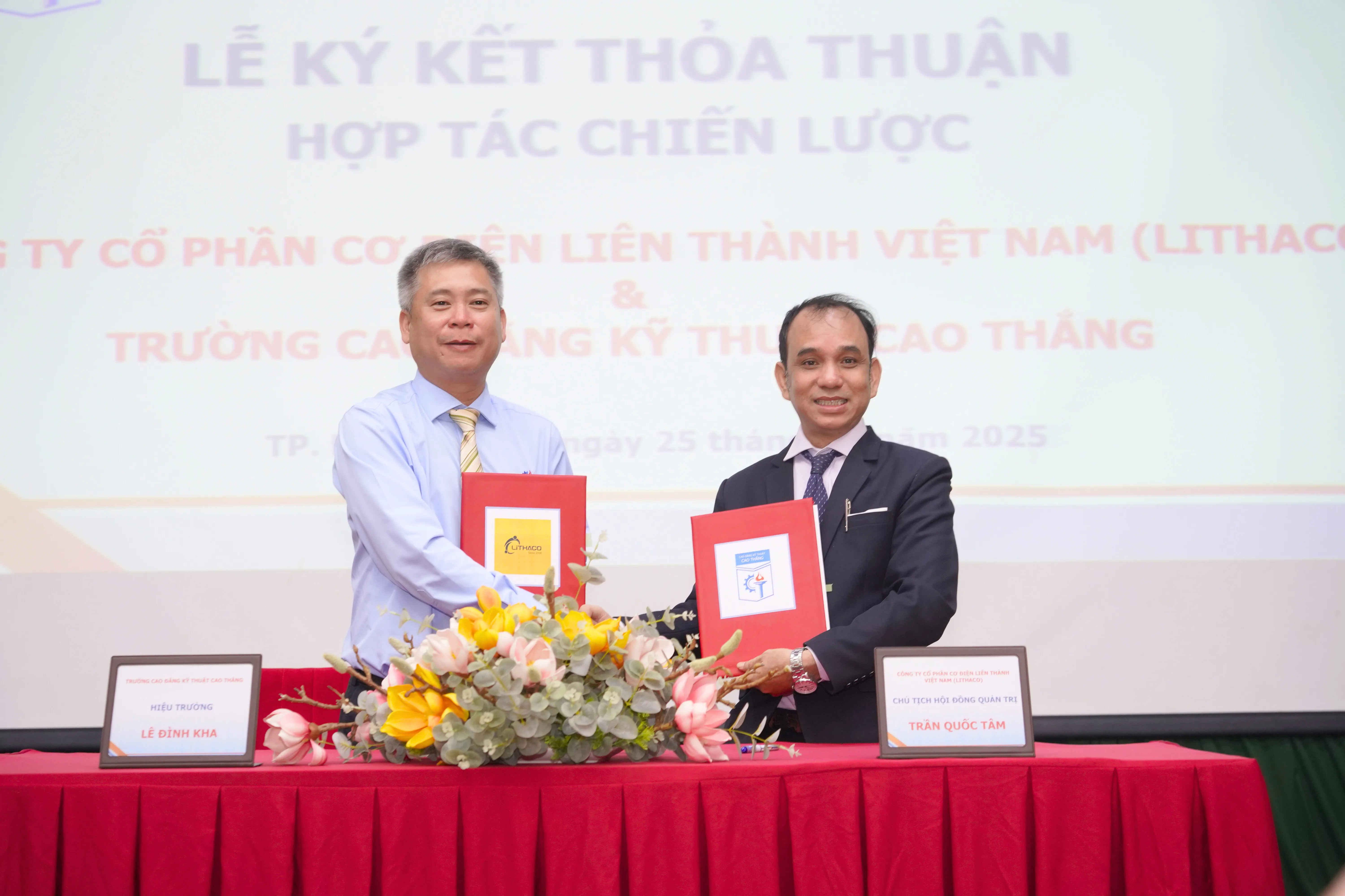 Năng lực & Ghi nhận