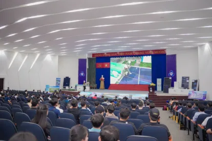 HTV đưa tin LITHACO phối hợp cùng Trường ĐHBK-HCM tổ chức hội thảo Điện Mặt Trời Thế Hệ Tiếp Theo – Chia sẻ kiến thức từ lý thuyết đến thực hành