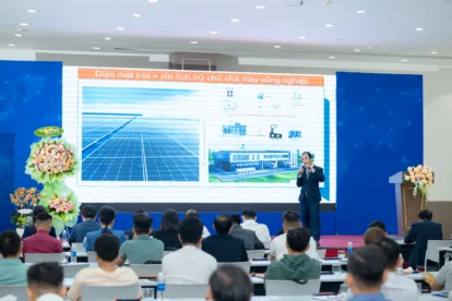 Báo Tuổi Trẻ đưa tin hội thảo điện mặt trời thế hệ tiếp theo cho nhà máy công nghiệp và hộ gia đình tại Bình Dương