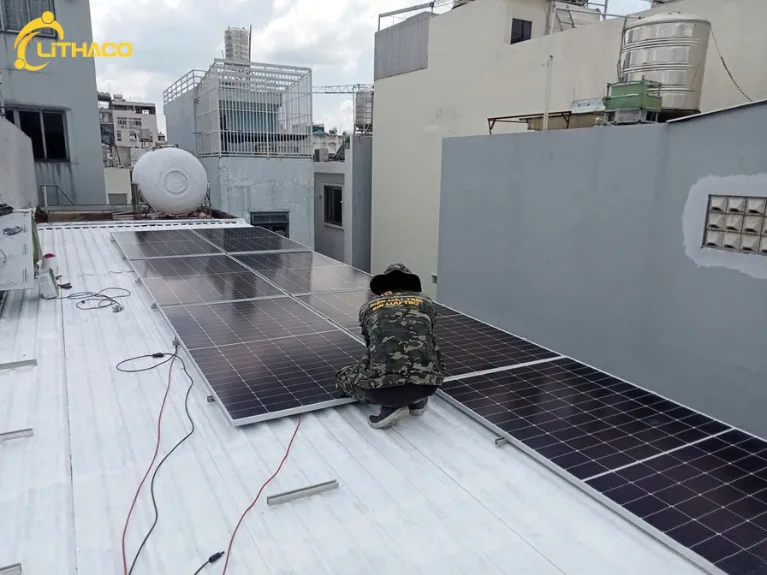 he-thong-dien-mat-troi-co-luu-tru-5.8kWp-5kWh he thong dien mat troi co luu tru 5.8kWp 5kWh