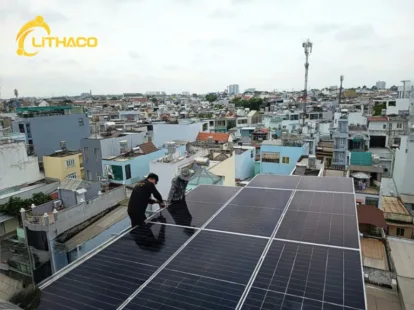 LITHACO hoàn thiện hệ thống điện mặt trời có lưu trữ 8.19kWp/10kWh – 3 pha cho chị Hà tại Phường An Lạc, TP.HCM