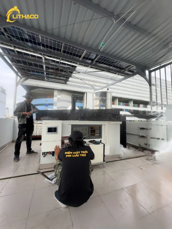 LITHACO hoàn thiện hệ thống điện mặt trời có lưu trữ 5.8kWp/10kWh cho chị Hoàng Thị Minh Hương tại Quận 10, TP.HCM 4 LITHACO hoàn thiện hệ thống điện mặt trời có lưu trữ 5.8kWp/10kWh cho chị Hoàng Thị Minh Hương tại Quận 10, TP.HCM