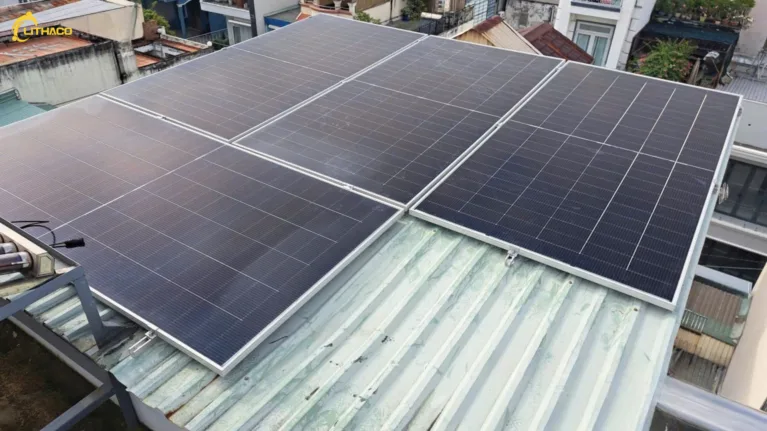 LITHACO hoàn thiện hệ thống điện mặt trời có lưu trữ 5.85kWp/15kWh cho anh Nhã tại Phường Rạch Ông, TP.HCM