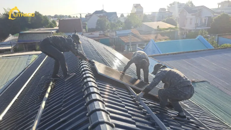 LITHACO hoàn thiện hệ thống điện mặt trời có lưu trữ 14.04kWp/15kWh – 1 pha cho anh Tùng tại Tây Ninh 3 LITHACO hoàn thiện hệ thống điện mặt trời có lưu trữ 14.04kWp/15kWh – 1 pha cho anh Tùng tại Tây Ninh