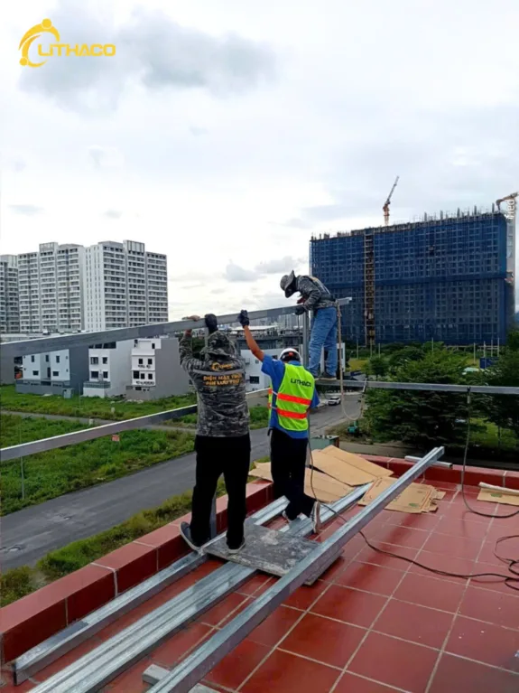 LITHACO hoàn thiện hệ thống điện mặt trời có lưu trữ 8.12kWp/10kWh – 3 pha anh Hồng tại Phường Cát Lái, TP.HCM