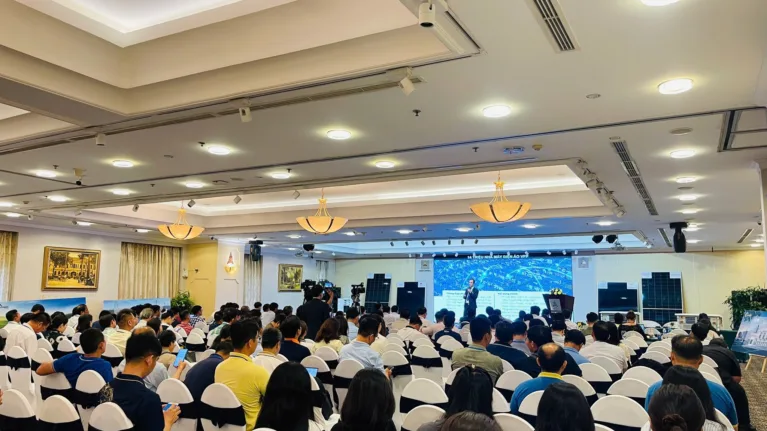 Hội thảo Thời đại của Pin – Dầu mỏ mới thế kỷ 21 (VTV9)